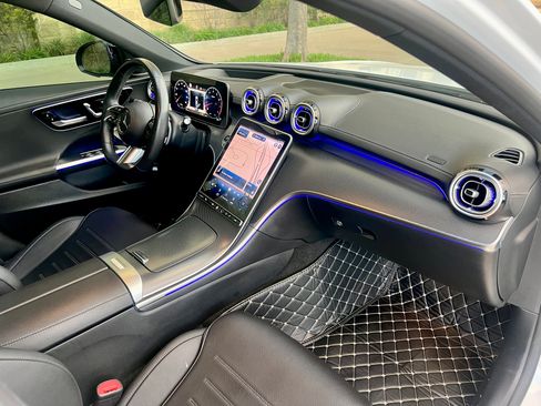 Used 2023 Mercedes-Benz C 300 4MATIC Sedan image 12