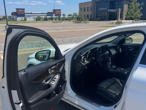 Used 2018 Mercedes-Benz C 300 4MATIC Sedan image 10