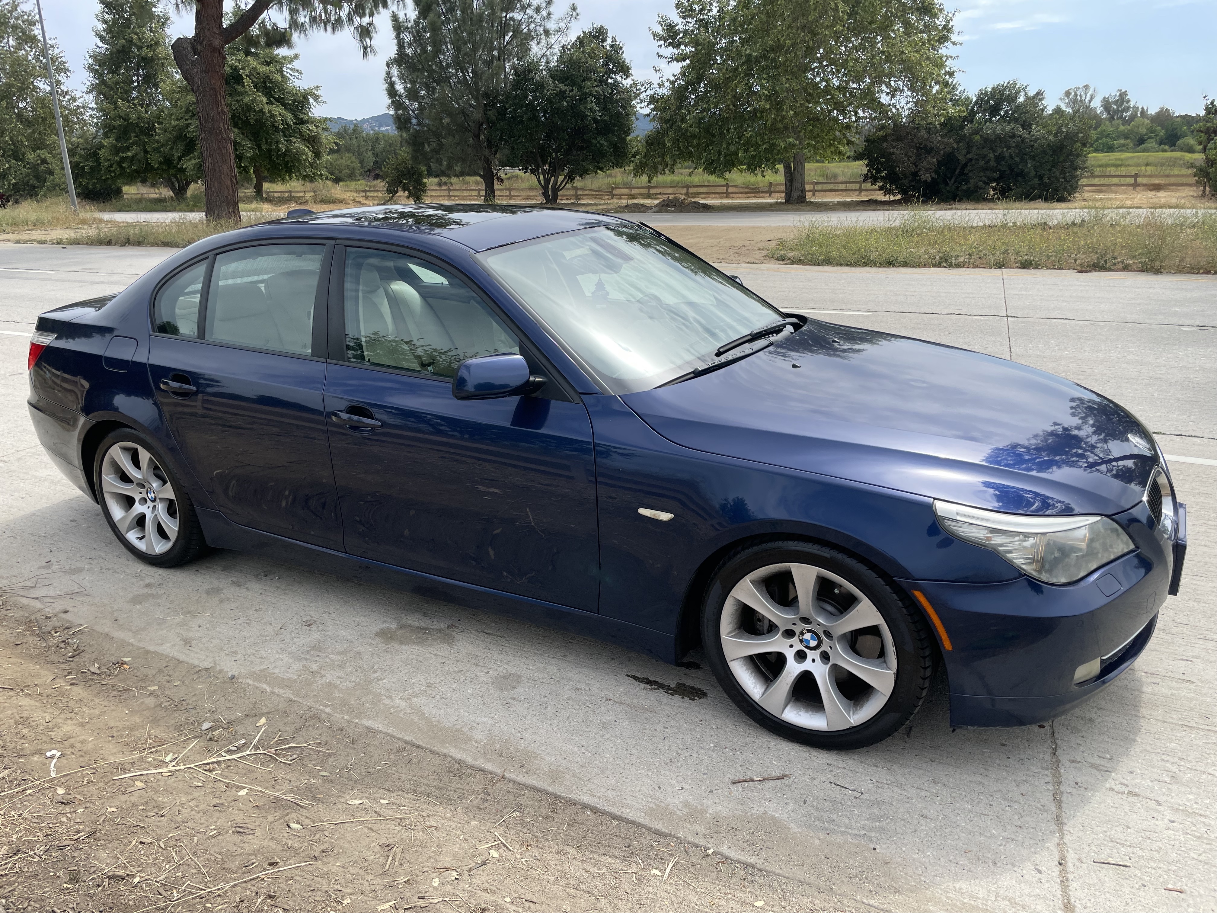 Used 2010 BMW 535i Sedan RWD image 6