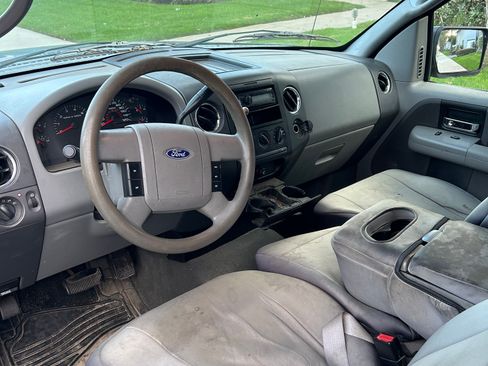Used 2005 Ford F150 XLT RWD image 11