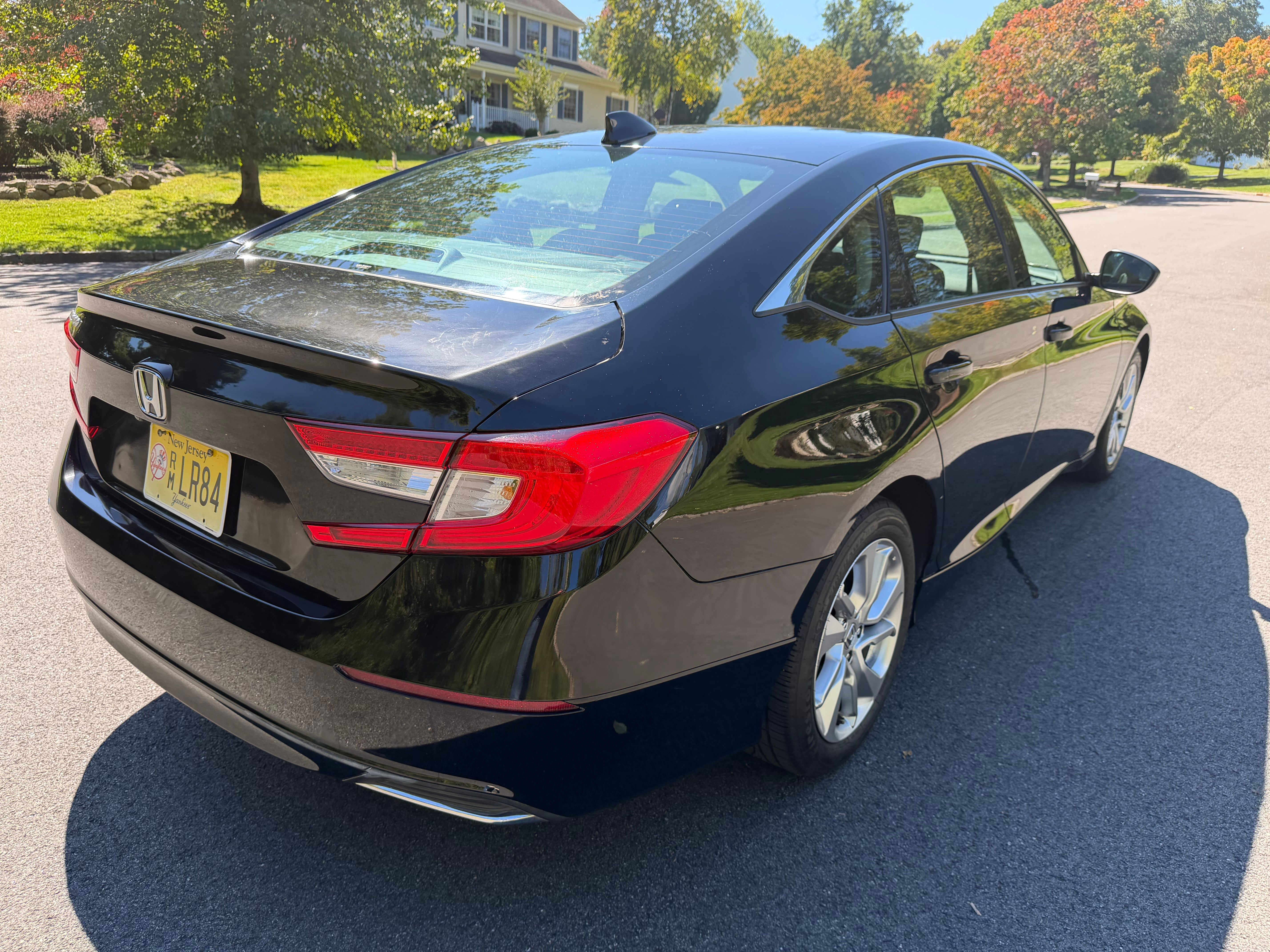 Used 2018 Honda Accord LX image 5