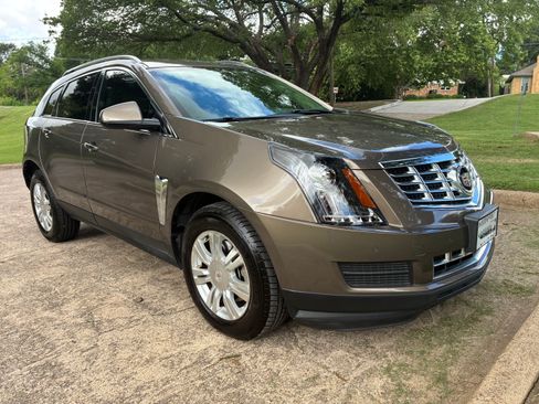 Used 2014 Cadillac SRX Luxury FWD image 1