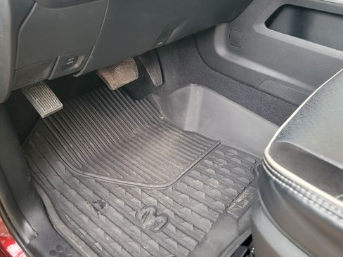 Used 2023 RAM 2500 Laramie w/ Night Edition image 19