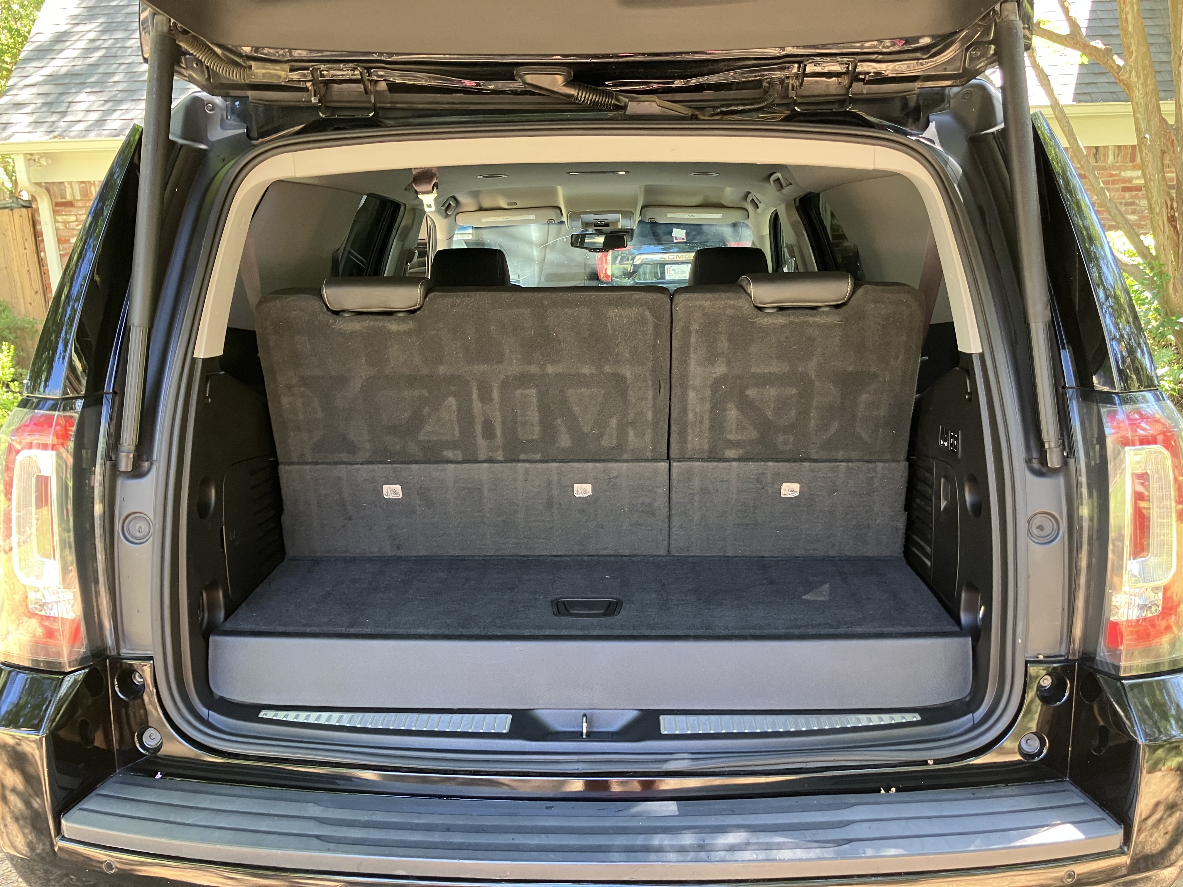 Used 2017 GMC Yukon SLT RWD image 5