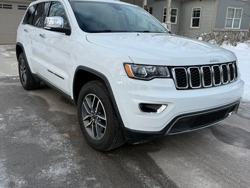 Used 2021 Jeep Grand Cherokee Limited image 1