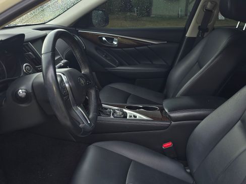 Used 2018 INFINITI Q50 Luxe image 26