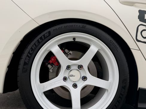 Used 2025 Honda Civic Type R image 14