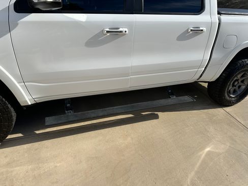 Used 2020 RAM 1500 Laramie image 15