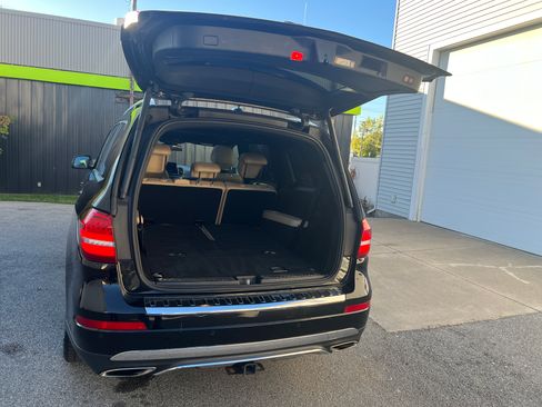 Used 2018 Mercedes-Benz GLS 450 4MATIC image 23