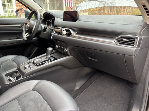 Used 2018 MAZDA CX-5 Touring image 11