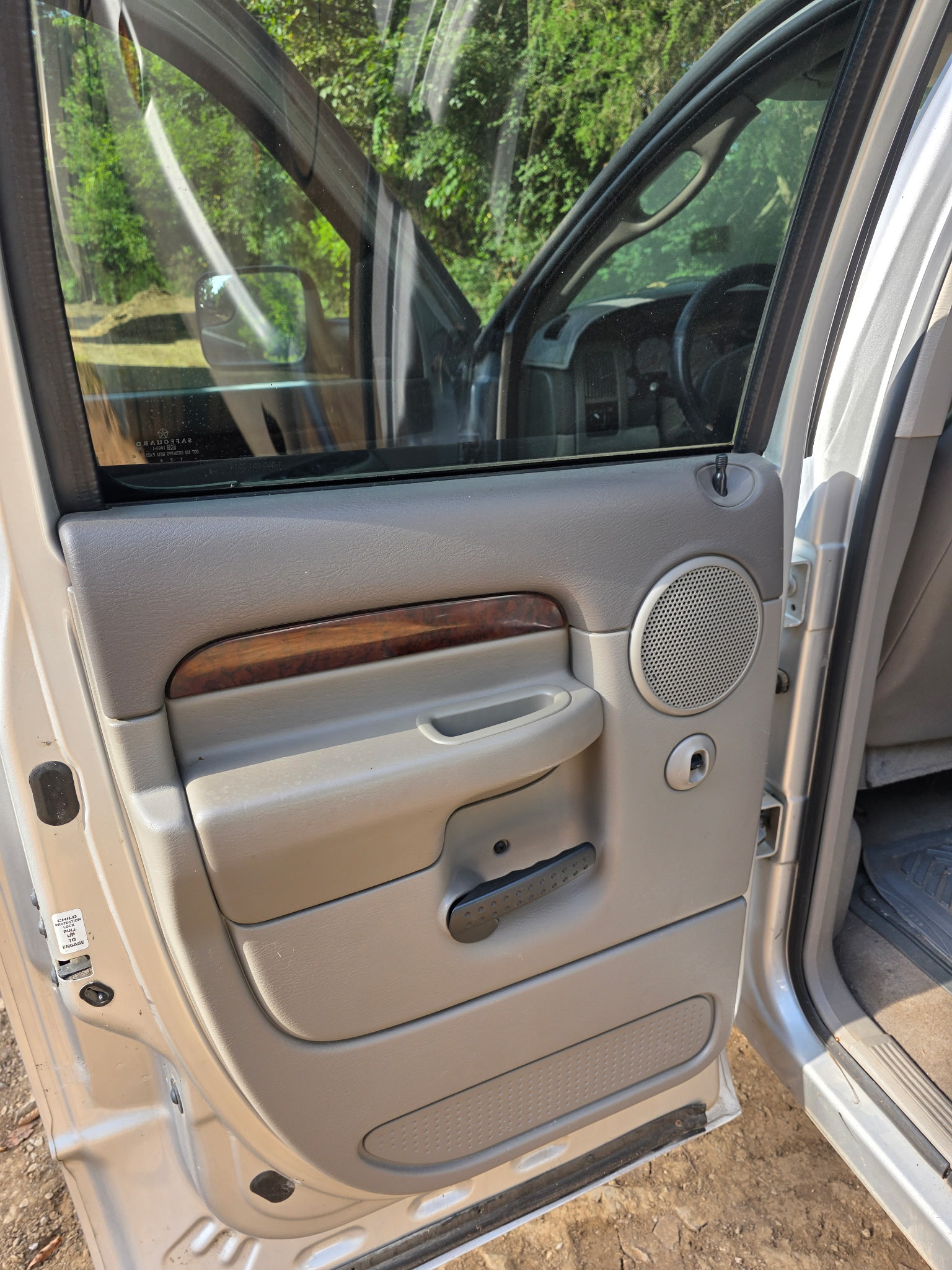 Used 2003 Dodge Ram 3500 Truck 2WD Quad Cab DRW image 6