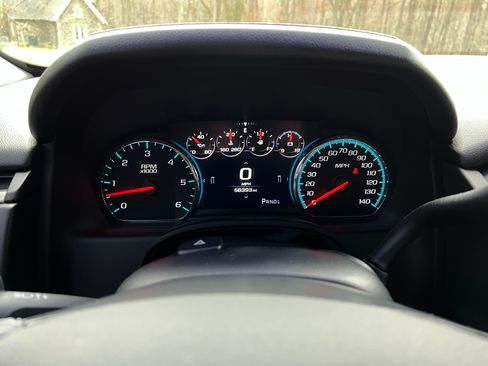 Used 2020 GMC Yukon XL Denali w/ Open Road Package image 22