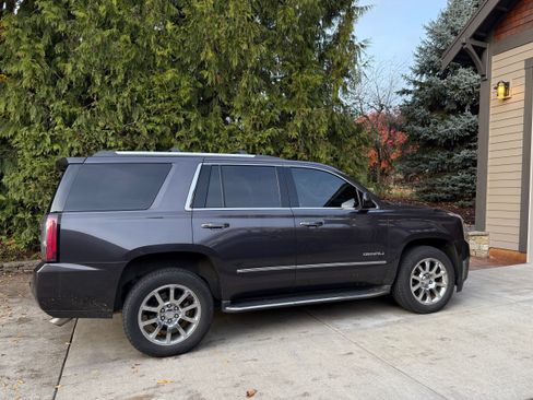 Used 2016 GMC Yukon Denali w/ Open Road Package image 6