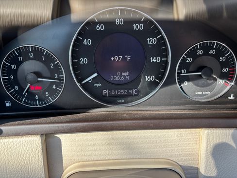 Used 2004 Mercedes-Benz CLK 320 Coupe image 15