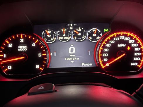 Used 2016 GMC Yukon Denali w/ Open Road Package image 12