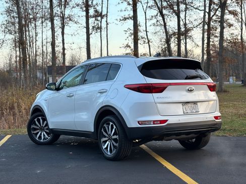 Used 2017 Kia Sportage EX w/ EX Technology Package image 10