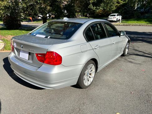 Used 2011 BMW 328i xDrive Sedan image 4