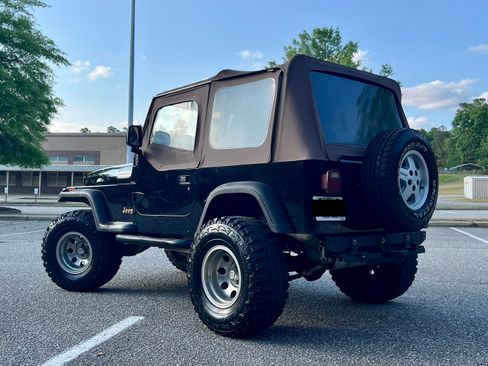 Used 1993 Jeep Wrangler S AWD/4WD image 4