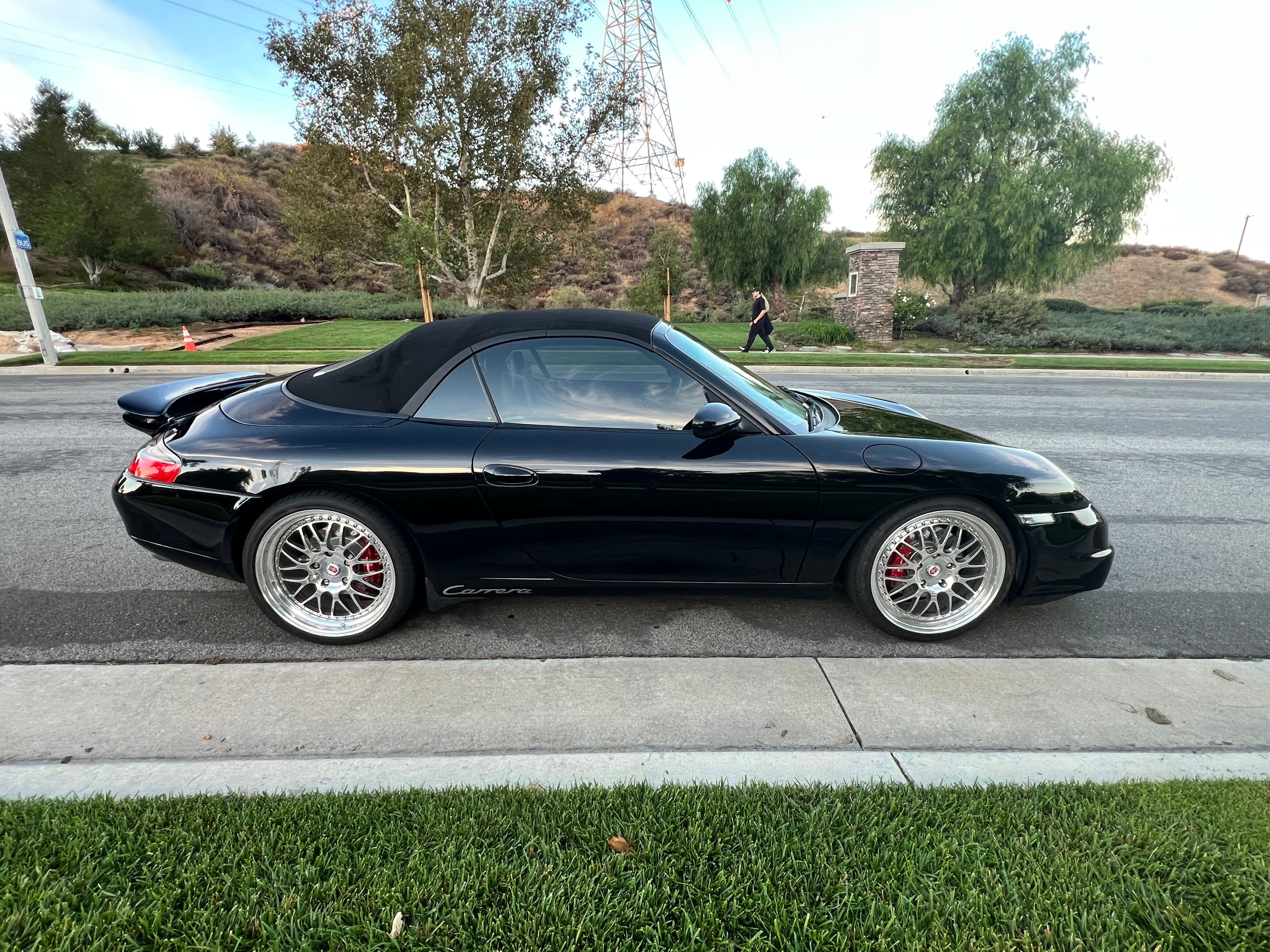 Used 1999 Porsche 911 Cabriolet image 25