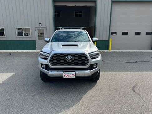 Used 2023 Toyota Tacoma TRD Sport w/ Technology Package AWD/4WD image 1
