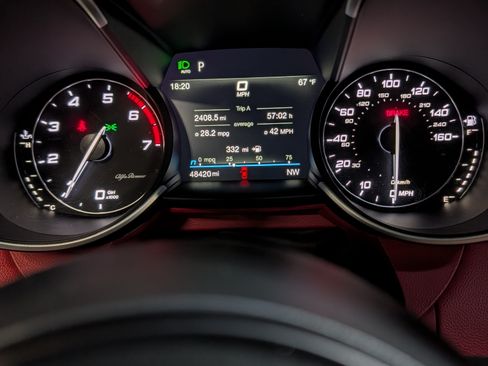 Used 2020 Alfa Romeo Giulia Ti image 10