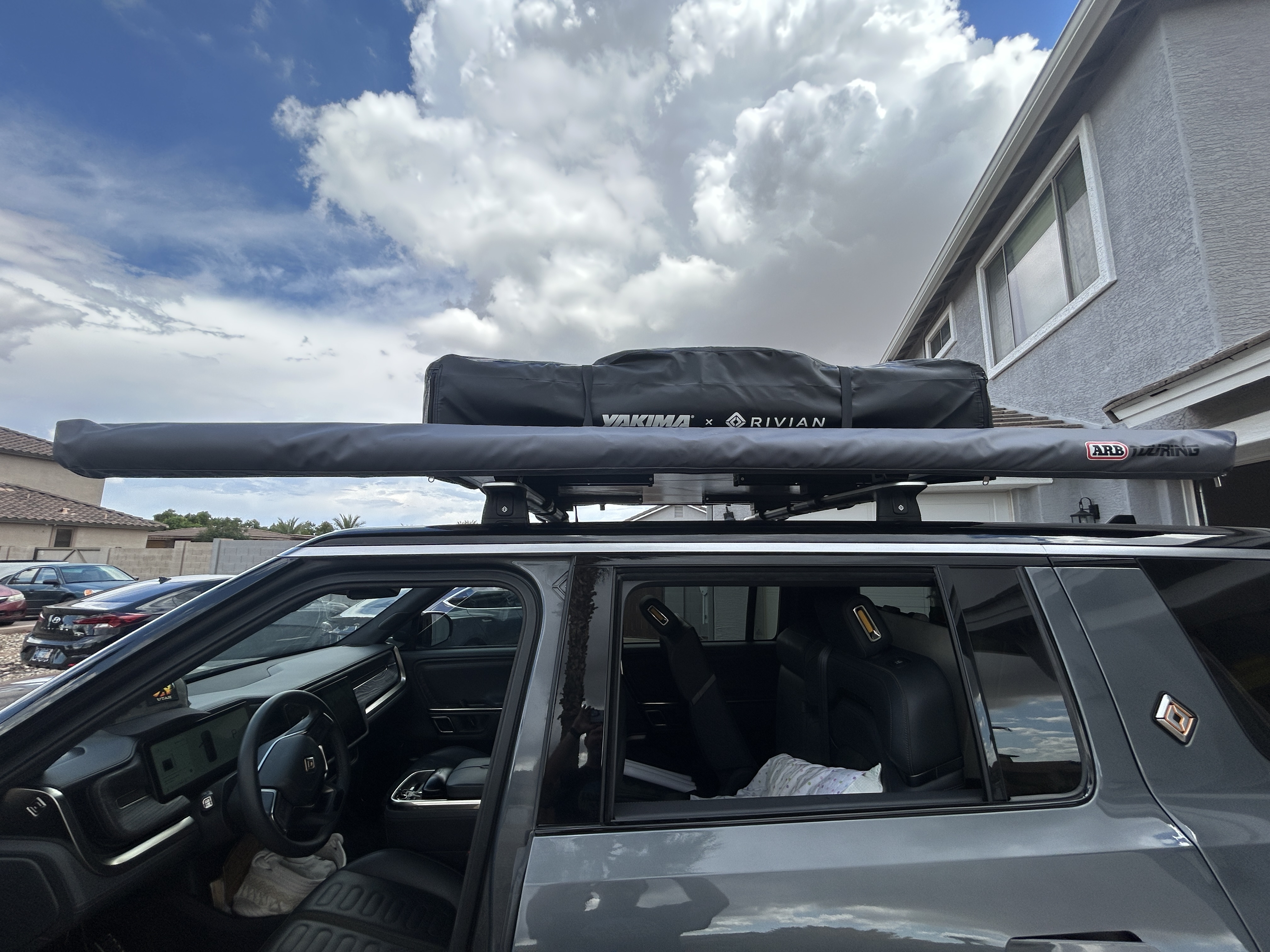 Used 2022 Rivian R1S Launch Edition AWD/4WD image 8
