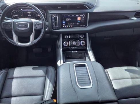 Used 2021 GMC Yukon XL Denali RWD image 10