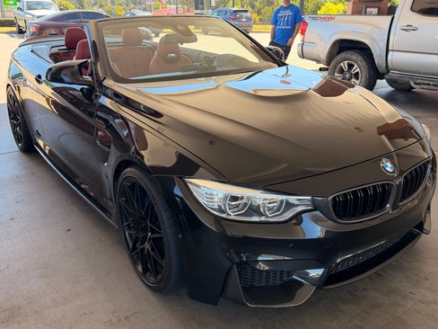 Used 2015 BMW M4 Convertible RWD image 19