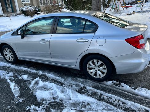 Used 2012 Honda Civic LX image 1