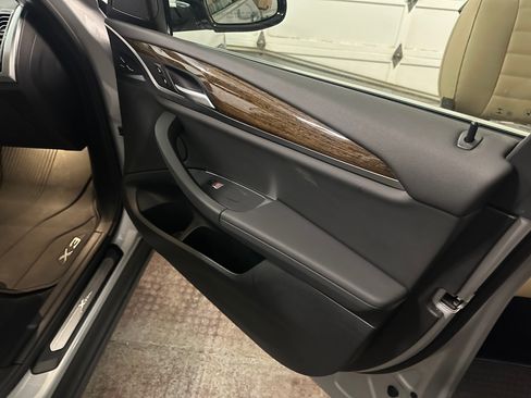 Used 2021 BMW X3 xDrive30i w/ Convenience Package image 22