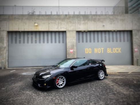 Used 2019 Honda Civic Si image 8