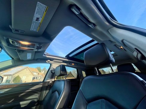 Used 2016 Cadillac SRX Luxury w/ Driver Awareness Package image 10