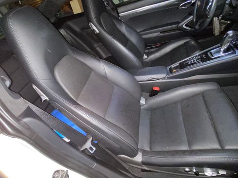 Used 2015 Porsche 911 Carrera 4S image 16