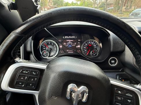 Used 2022 RAM 2500 Tradesman w/ Safety Group image 13