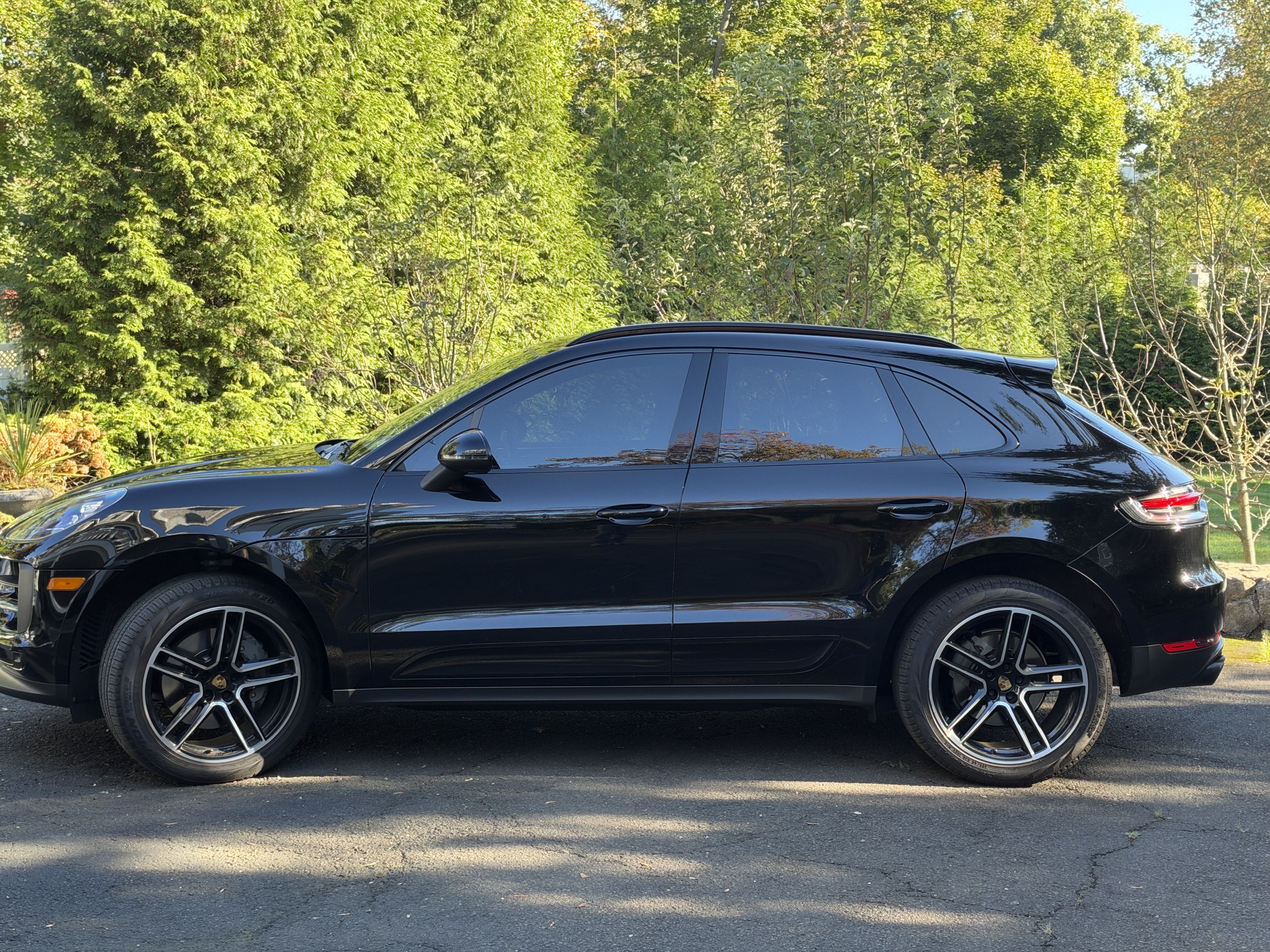 Used 2020 Porsche Macan S AWD/4WD image 6
