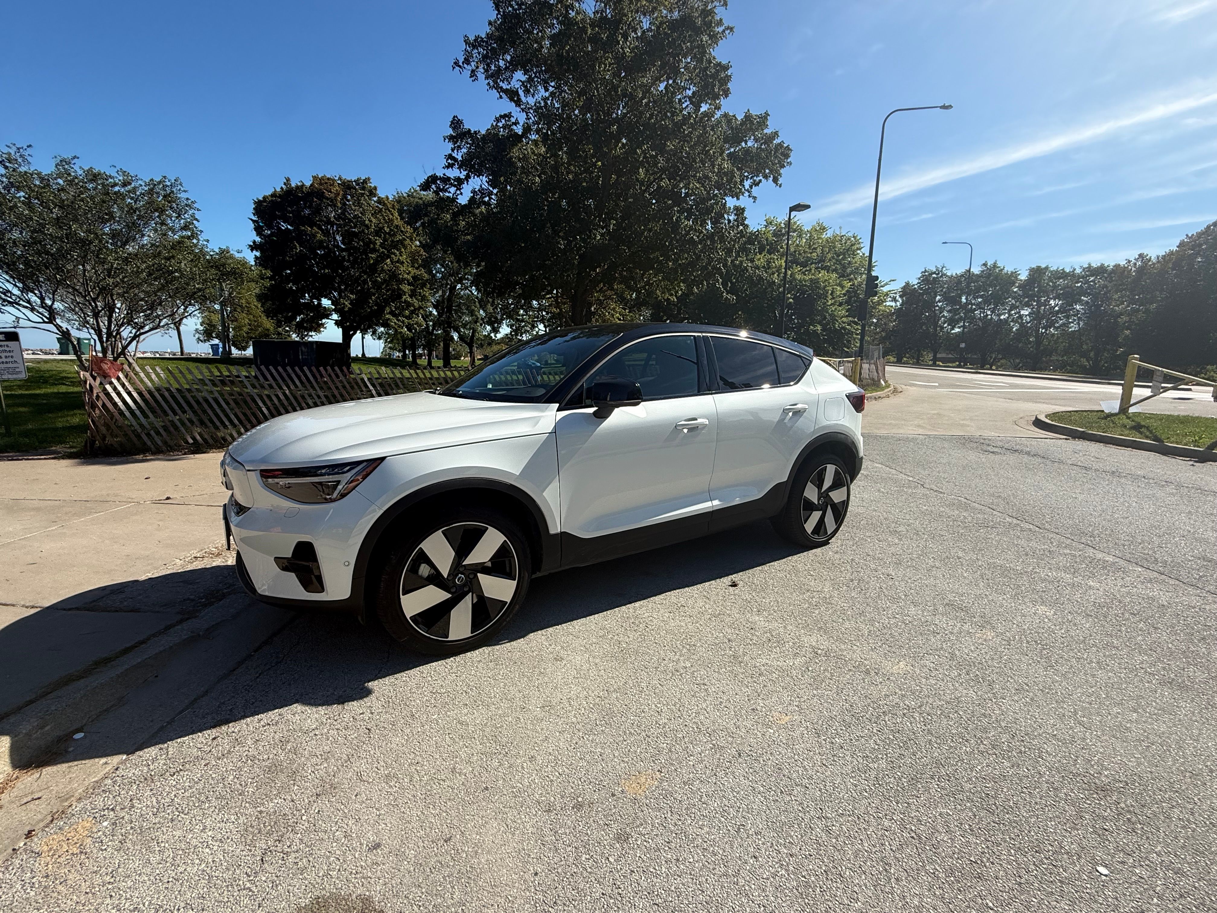 Used 2022 Volvo C40 P8 Recharge Ultimate AWD/4WD image 5