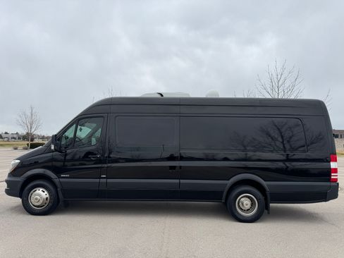 Used 2014 Mercedes-Benz Sprinter 3500 image 11