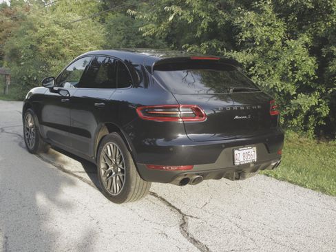 Used 2017 Porsche Macan S image 4