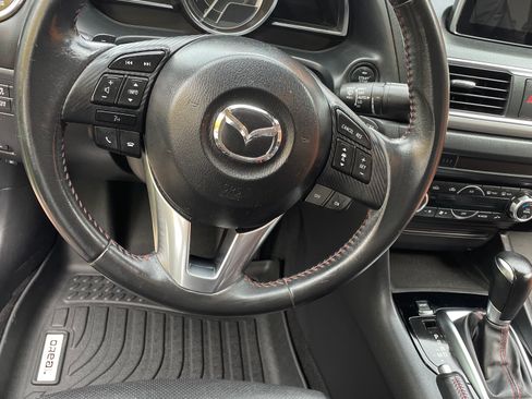 Used 2014 MAZDA MAZDA3 s Grand Touring w/ Technology Package FWD image 15