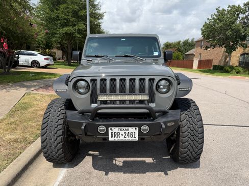 Used 2020 Jeep Wrangler Unlimited Sport S AWD/4WD image 2