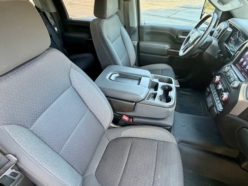 Used 2022 GMC Sierra 3500 SLE w/ SLE Convenience Package AWD/4WD image 18