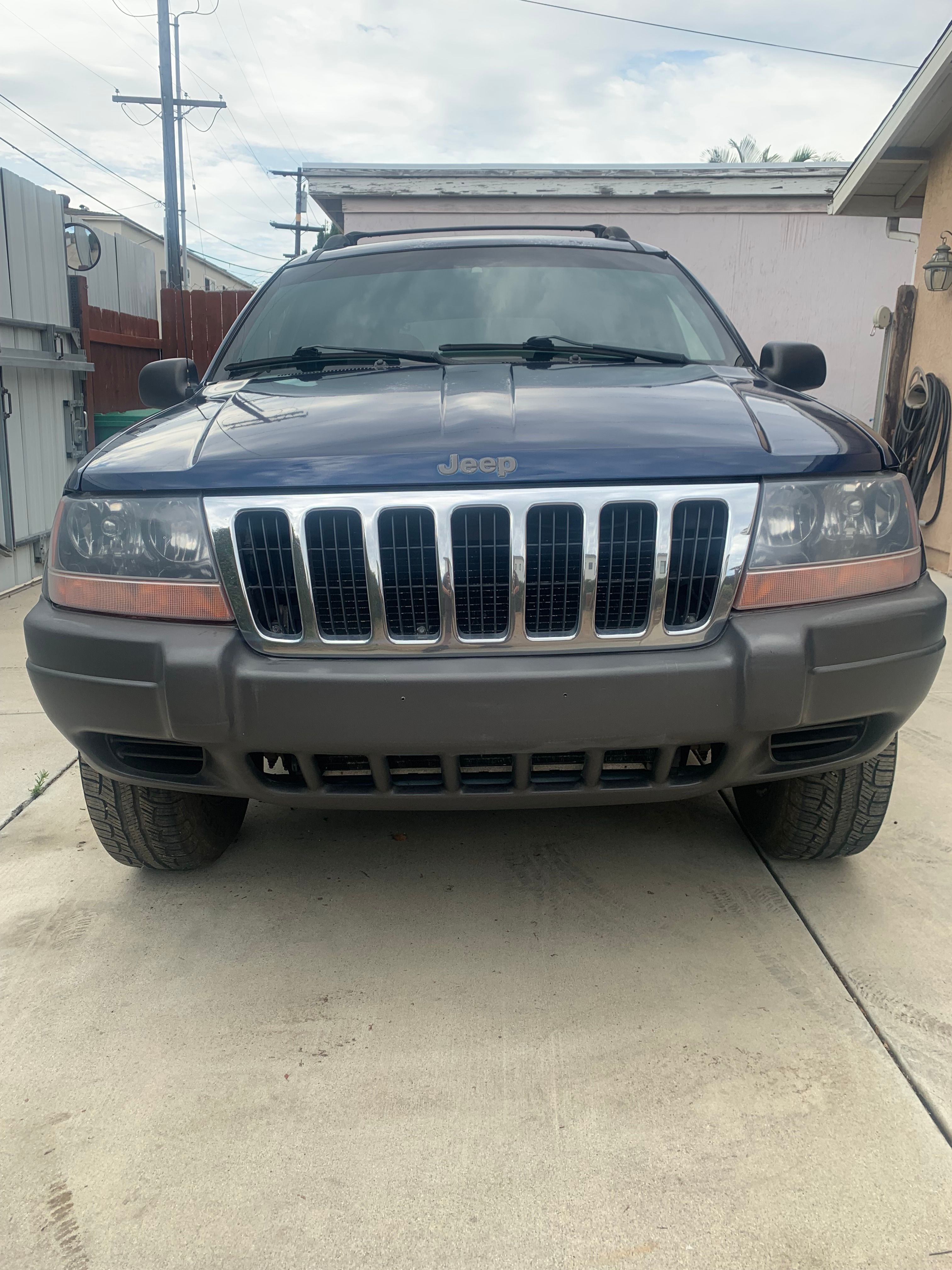 Used 2001 Jeep Grand Cherokee Laredo RWD image 1
