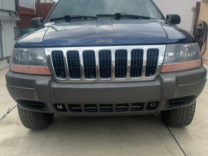 Used 2001 Jeep Grand Cherokee Laredo