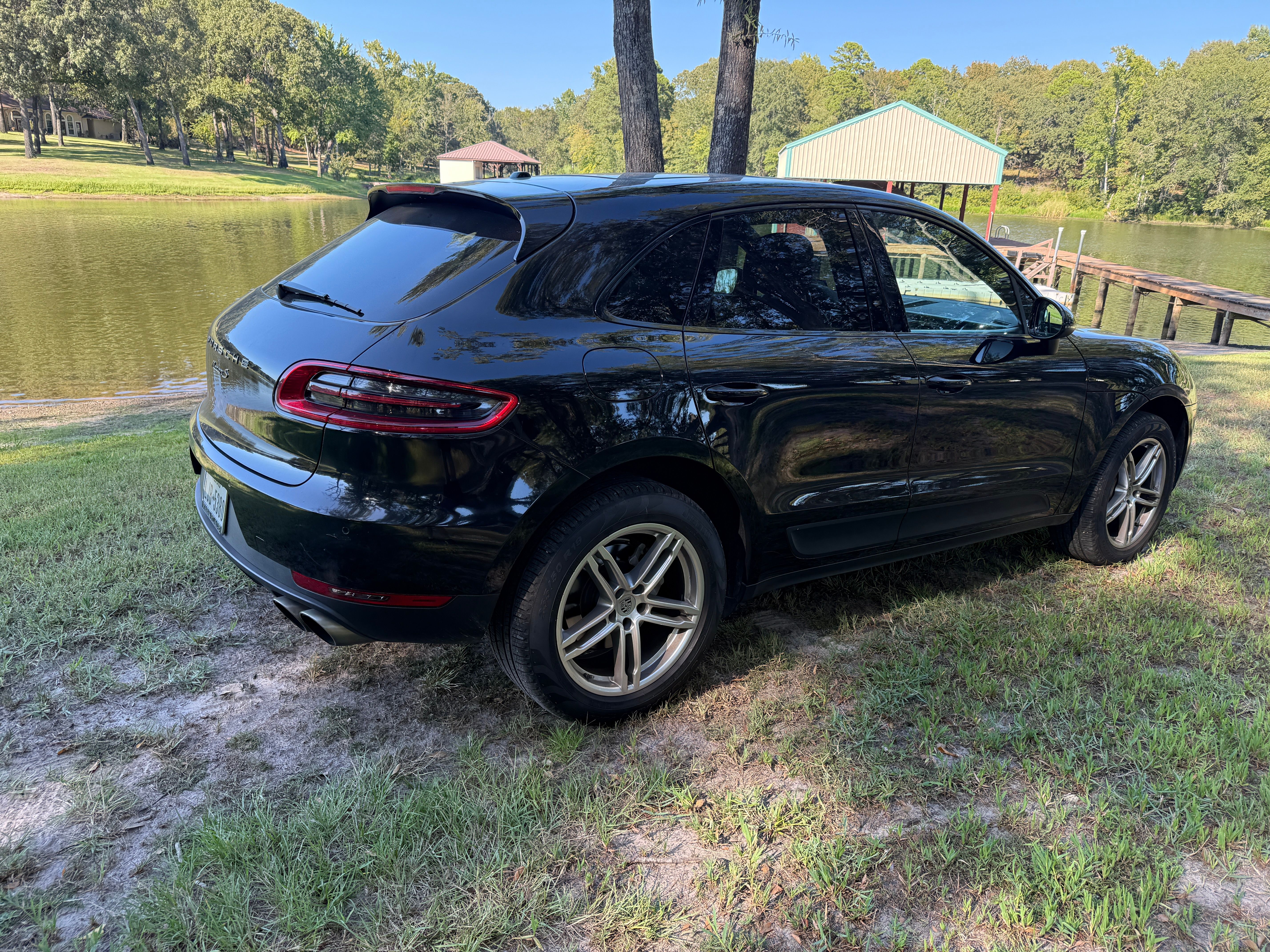 Used 2018 Porsche Macan S AWD/4WD image 2