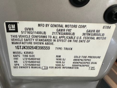 Used 2004 GMC Sierra 3500 SLT w/ Heavy-Duty Power Package image 18