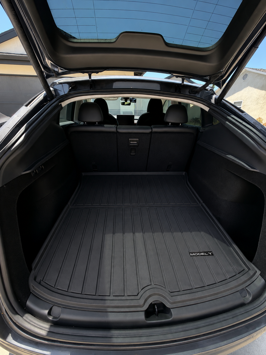 Used 2023 Tesla Model Y AWD image 11