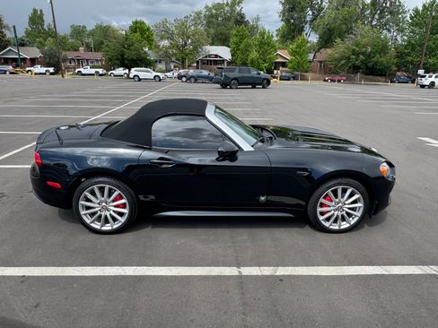 Used 2020 FIAT 124 Spider Lusso w/ Convenience Group RWD image 1