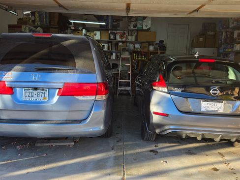 Used 2025 Nissan Leaf SV Plus image 11