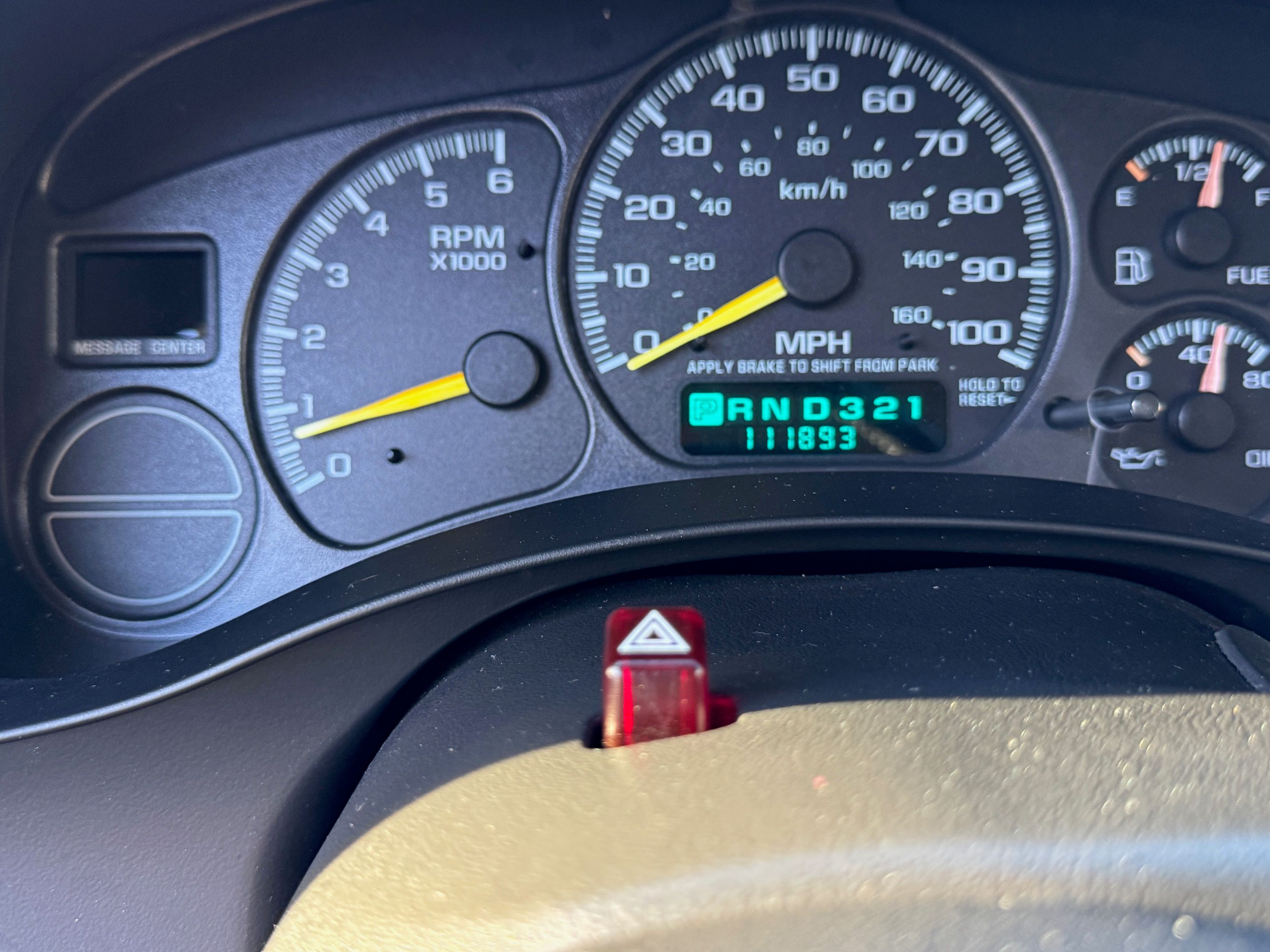 Used 2001 Chevrolet Suburban LT w/ LT Preferred Equipment Group AWD/4WD image 5