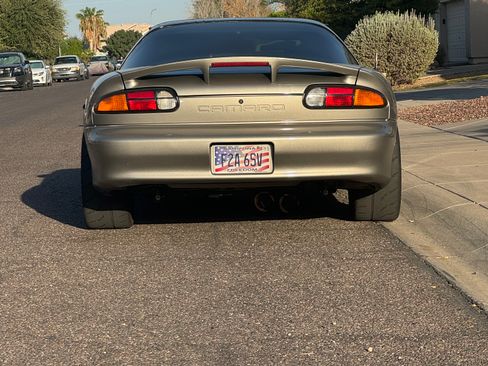 Used 2000 Chevrolet Camaro Z28 image 5